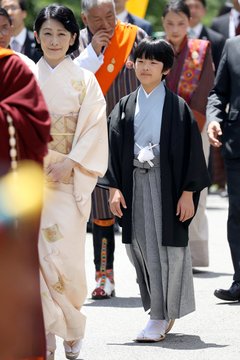 悠仁さまの初海外旅行で「責任者クビ」、背景に秋篠宮さま【皇室】