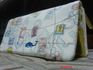 皆さんの財布見せてください。