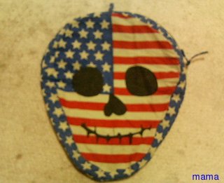 外出時、子供の紙オムツを入れるポーチは何を使ってる？