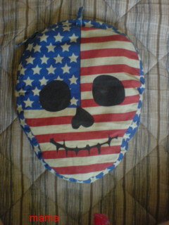 外出時、子供の紙オムツを入れるポーチは何を使ってる？