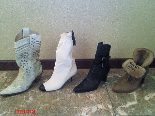 みんなのブーツみせて