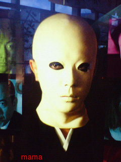 犬神家の一族の白い顔の気持ち悪い人って何者？