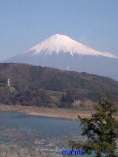 富士山の初日の出？日の出の写メないですか！？