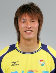 サッカー日本代表・巻と女優・北川智子が結婚へ！