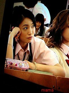 AV女優の宝月ひかるとライフの髪の毛黒い子&#x{11:F99A};