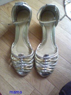 まったくｷﾞｬﾙしかおらんのか。ｶｼﾞｭｱﾙ系ﾏﾏ挙手!!