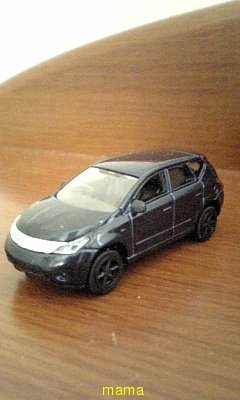 日産ムラーノ乗ってる方いますか？