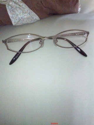 エロく見えるメガネ