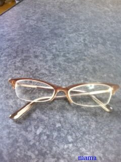 エロく見えるメガネ