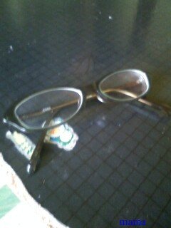 エロく見えるメガネ