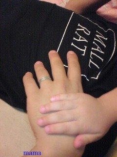 【見たい】旦那さんの手【見せて】