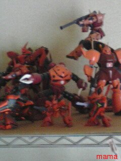 ガンダム好きな人～！