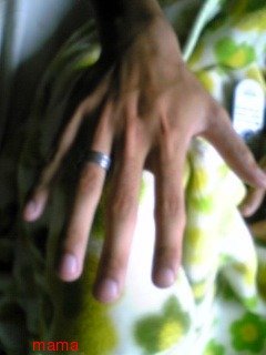 【見たい】旦那さんの手【見せて】
