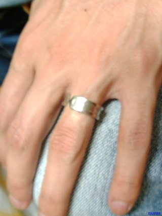 【見たい】旦那さんの手【見せて】