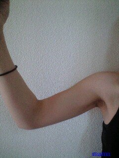 あなたの二の腕見せて～