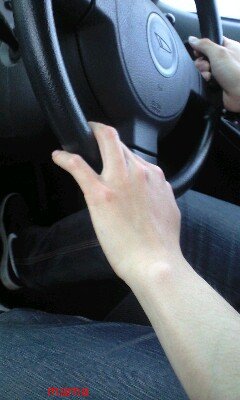 【見たい】旦那さんの手【見せて】