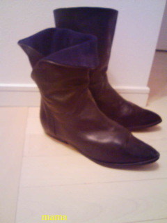 みんなのブーツみせて