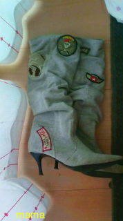 みんなのブーツみせて