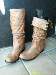 みんなのブーツみせて