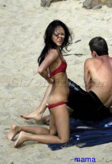 チャン・ツィイーの「全裸」写真、ネット上に流出！！