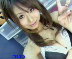 自称ママドルのグラビア我妻さおり