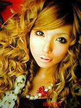 益若つばさの画像