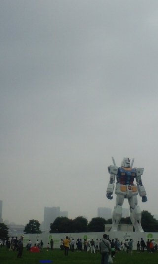 お台場にガンダム？