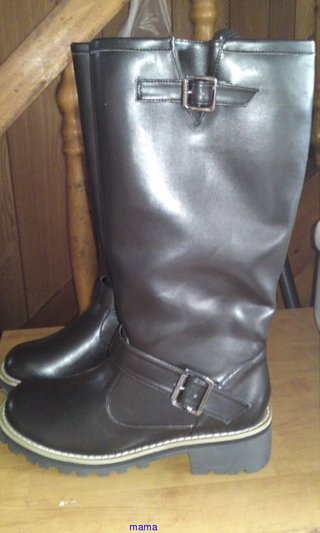 みんなのブーツみせて