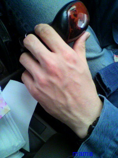 【見たい】旦那さんの手【見せて】