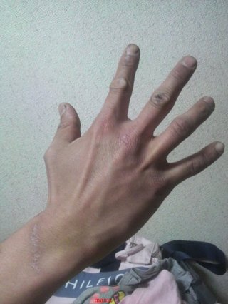 【見たい】旦那さんの手【見せて】