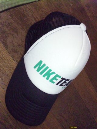 このナイキのキャップがほしい
