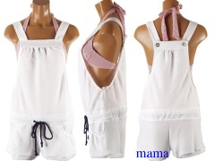 水着どれがいいと思いますか？