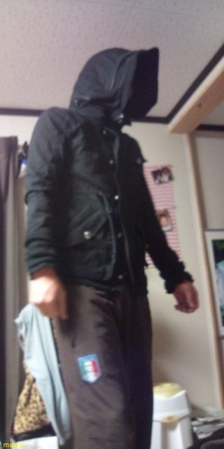 このフードは採寸ミスですか？