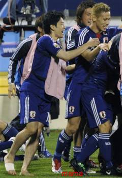 ｻｯｶｰ&#x{11:F8B7};総合ﾄﾋﾟ