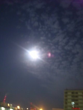 スーパームーン