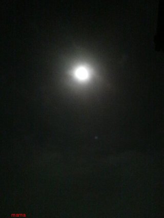 スーパームーン