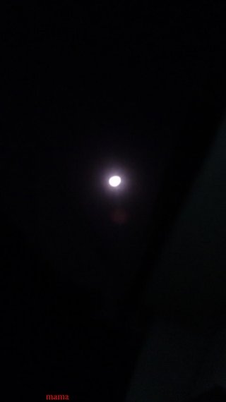 スーパームーン