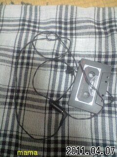 機械に詳しい人いますか？携帯の着うたフルを家で