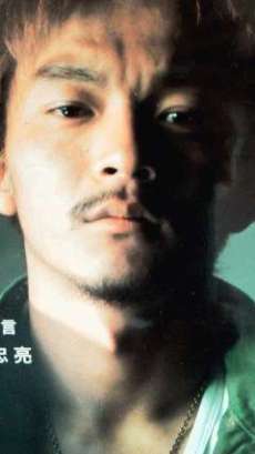 サッカー元日本代表松田直樹選手心肺停止 
