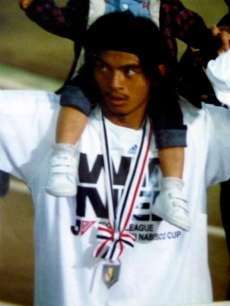 サッカー元日本代表松田直樹選手心肺停止 
