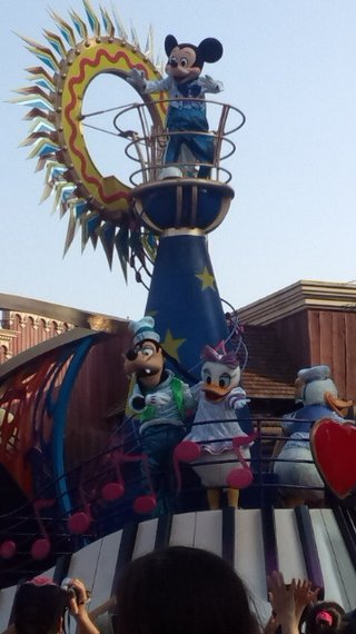 ﾃﾞｨｽﾞﾆｰﾗﾝﾄﾞ＆ｼｰ【写真】