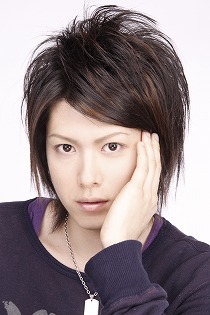 出張ホスト エテルナ