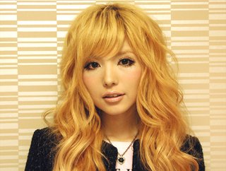 益若つばさ と 梅田直樹 年内離婚！