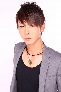 出張ホスト エテルナ