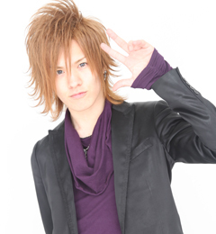 出張ホスト エテルナ