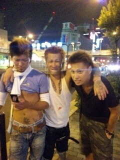 ネパール人の男性に因縁をつけて殺害