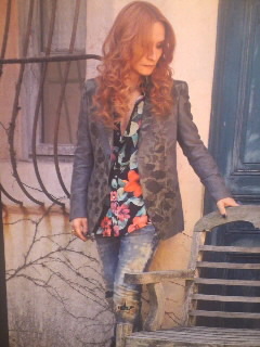 ｱﾙﾌｨｰの高見沢はゲイなんですか？