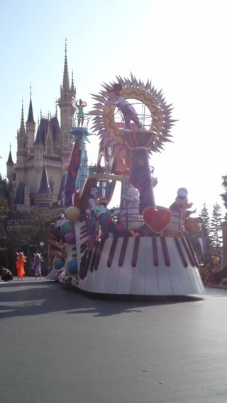 ﾃﾞｨｽﾞﾆｰﾗﾝﾄﾞ＆ｼｰ【写真】