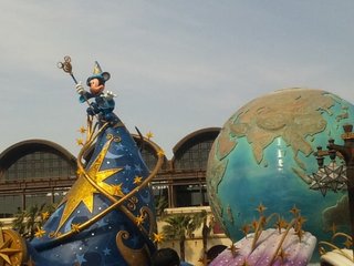 ﾃﾞｨｽﾞﾆｰﾗﾝﾄﾞ＆ｼｰ【写真】