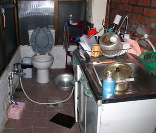 韓国製の海産物の中にヒトの糞便の痕跡が｡